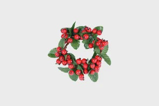 7.5cm Red Berry Wreath w/leaves