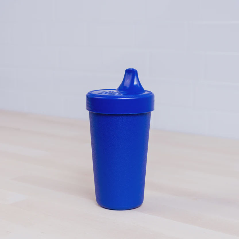 No-spill sippy cup navy