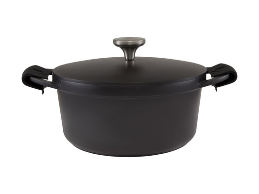 Cast Lite NS Casserole 24cm/4.2L Black