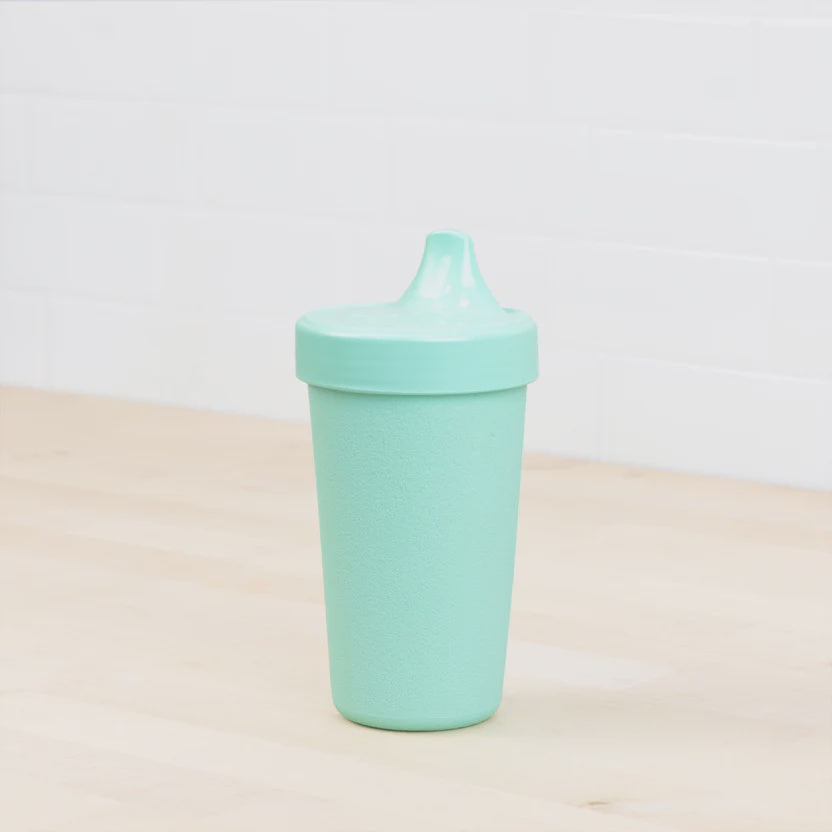 No-spill sippy cup mint