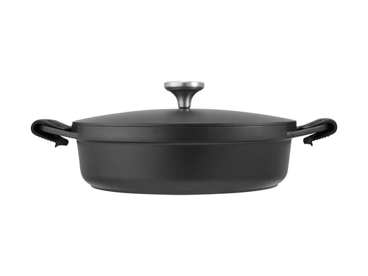 Maxwell & Williams Agile Shallow Casserole 28cm 4ltr Black